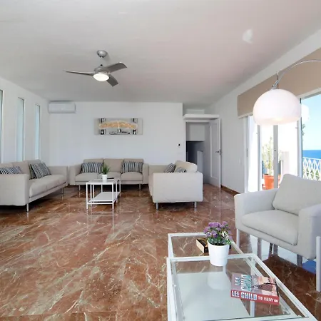 Perla Del Mar Villa *